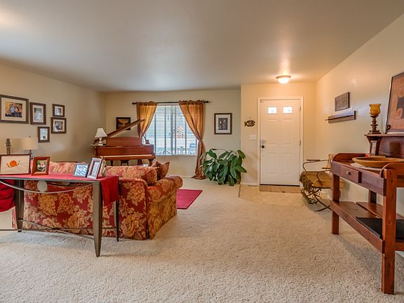Front room 2