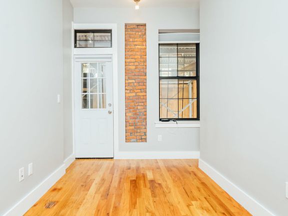 4th image of 900 Flushing Ave #4