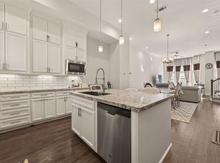 2020 McGowen St #O, Houston, TX 77004