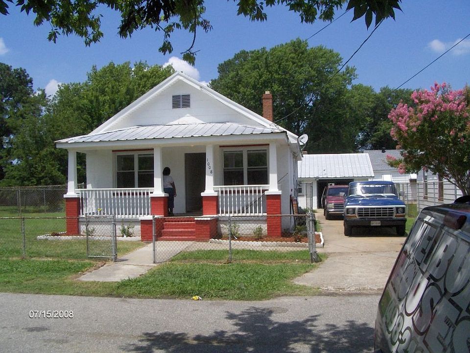 2nd image of 1008 Georgia St