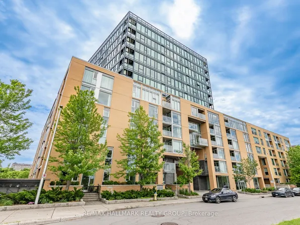 200 Lett St #1103, Ottawa, ON K1R 0A7