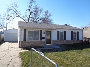 909 Silver Ln, Carter Lake, IA 51510