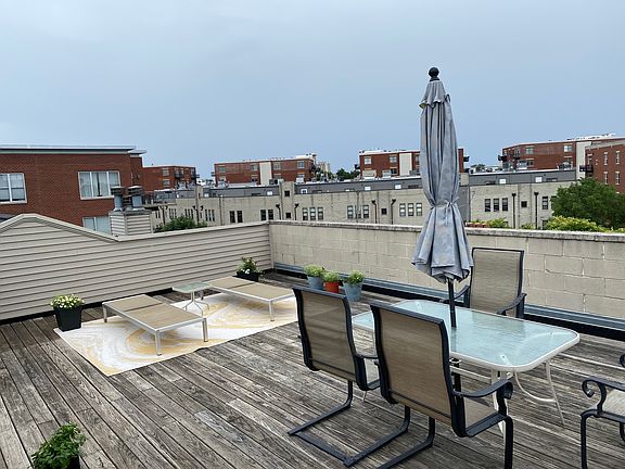 5th image of 2314 W Moffat St APT 4
