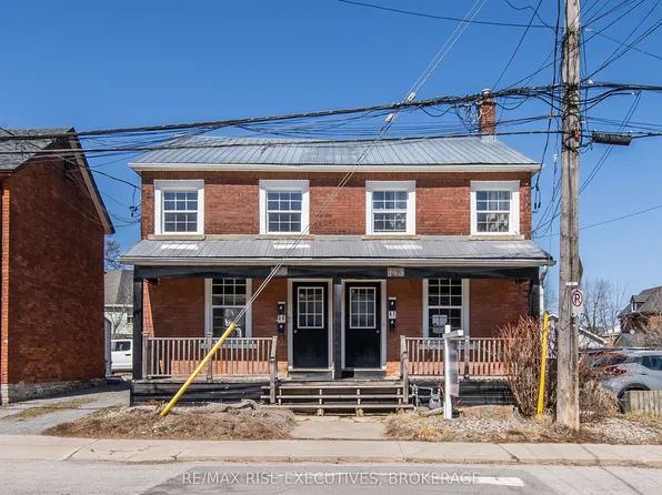 145 Ordnance St #143, Kingston, ON K7K 1G9