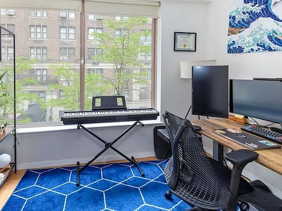 4th image of 200 E 69th St APT 3P