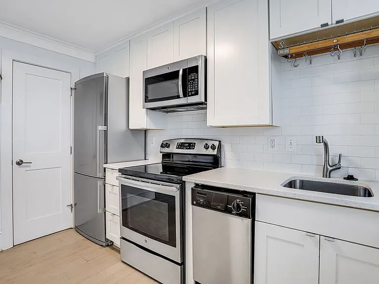 1451 Park Rd NW #520 — Photo 18