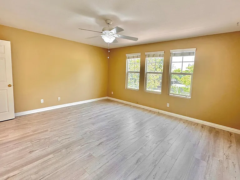 40285 Balboa Dr — Photo 13
