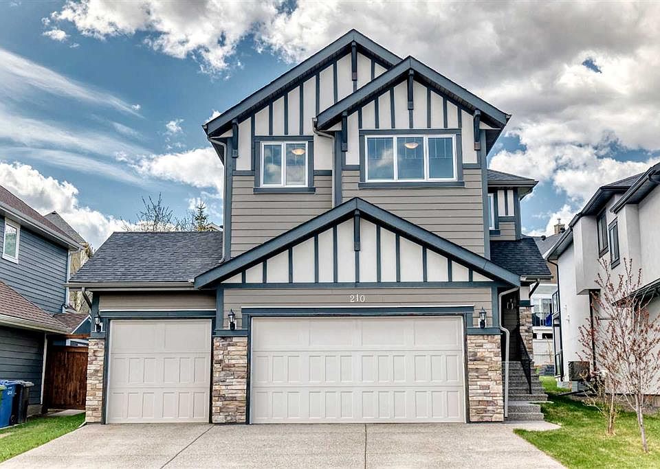 1st image of 210 E Stonemere Grn