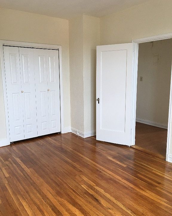 2nd image of 3 Calvert St APT 5B