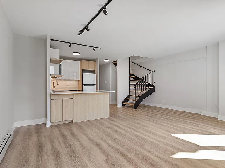 The Duplex Tower — Photo 114