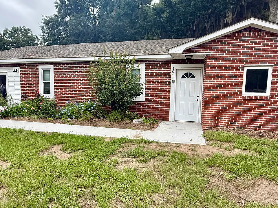 1041 Sea Island Pkwy
