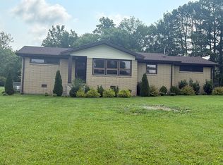 167 Circle Dr, Hartsville, TN 37074