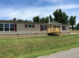 401 Johnson Ave, Earlington, KY 42410