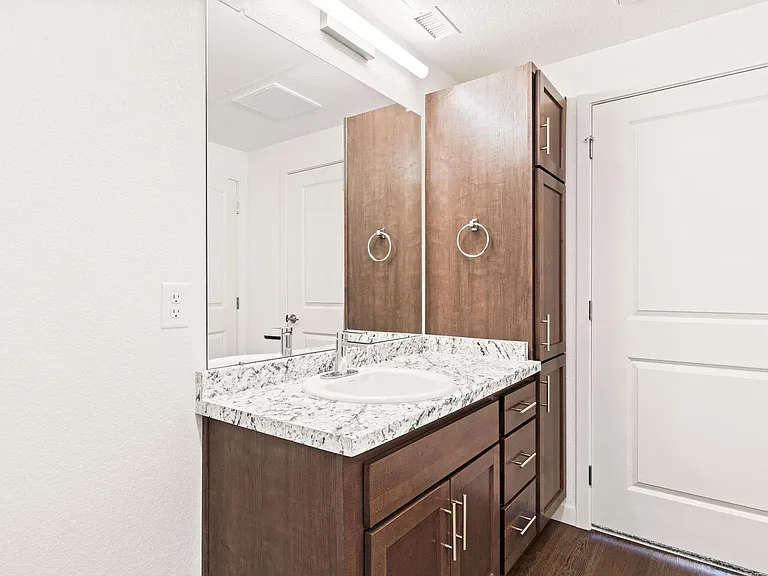 Walnut Flats — Photo 18