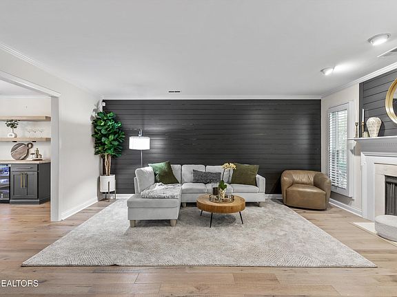 5th image of 8930 Wesley Pl