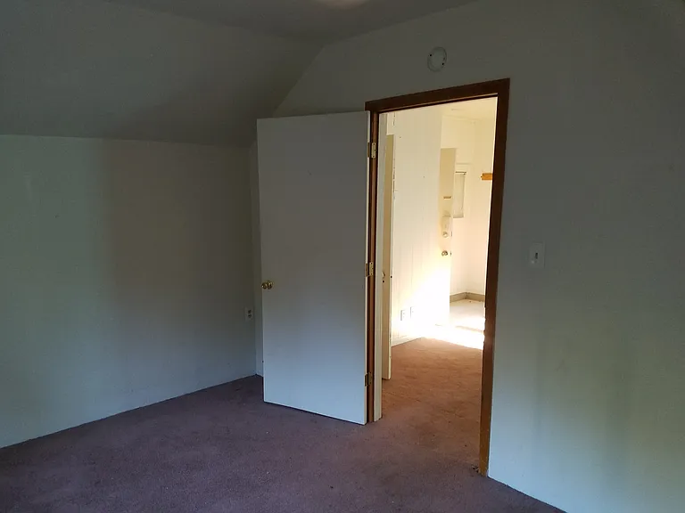 239 SE Lilly Ave — Photo 9