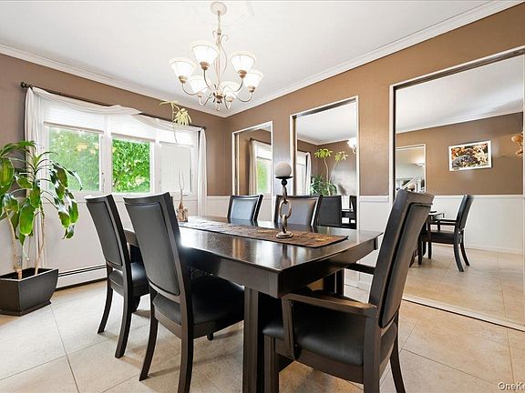 5th image of 2872 Bayview Avenue