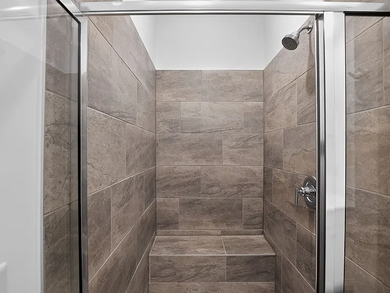 115 Holly Oak Ct — Photo 22