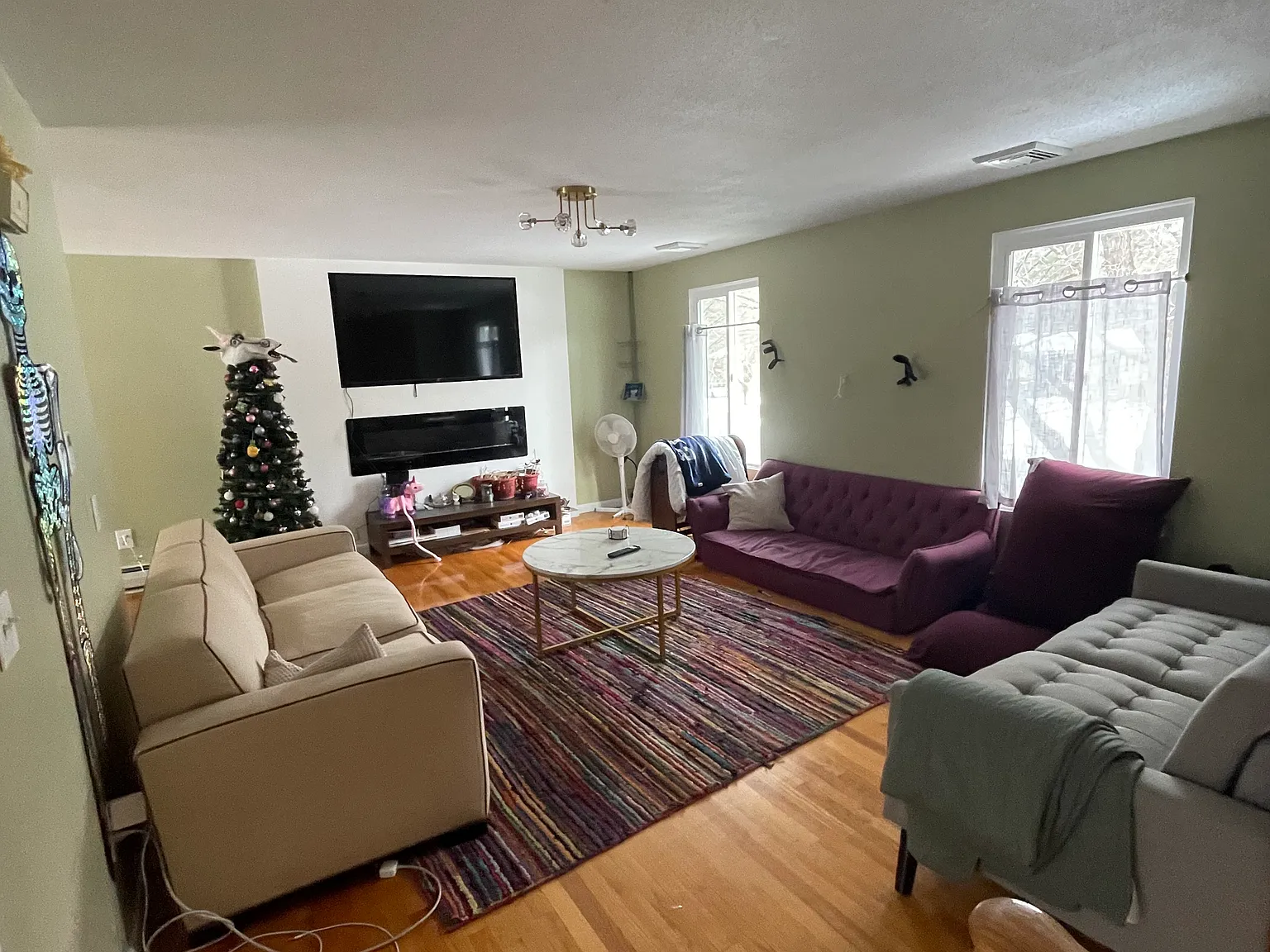 4 bed, 1934 sqft, $4,400 — Photo 3
