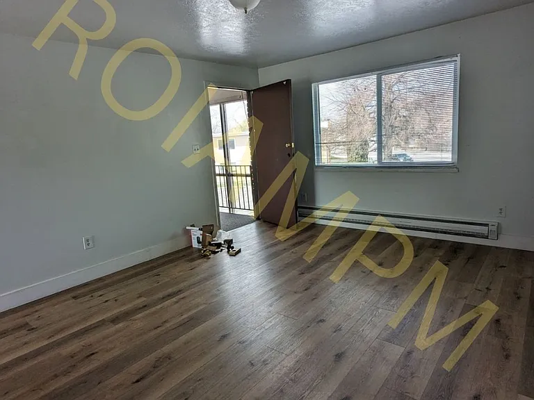 2-Bed 1-Bath Green Leaf Apartments — Photo 12