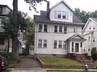 25 Boyden Pkwy S, Maplewood, NJ 07040