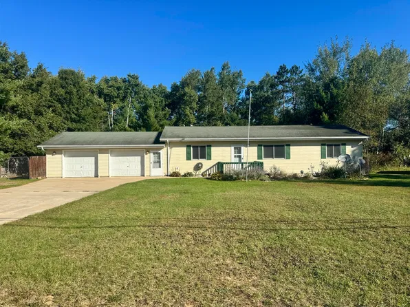 1424 W 11th St, Mio, MI 48647