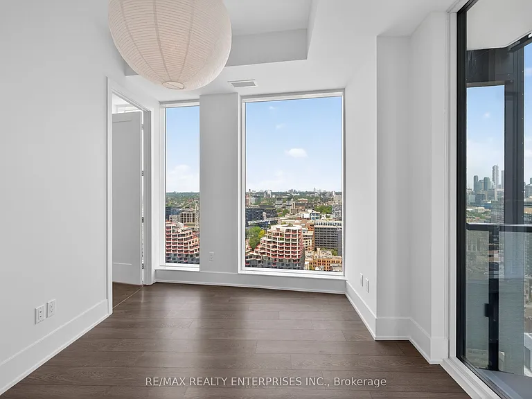 470 Front St W #2306 — Photo 11