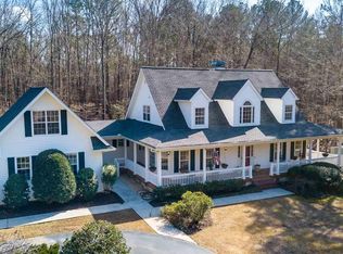 170 Hillred Dr, Fayetteville, GA 30215