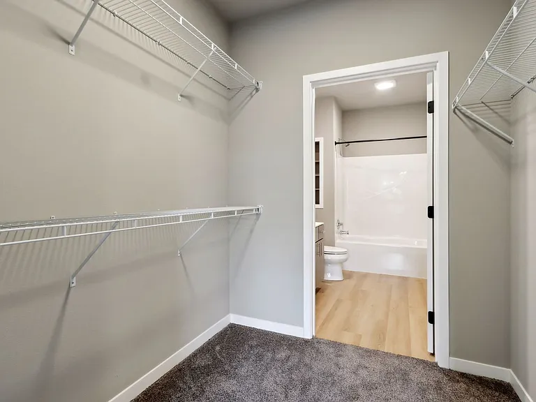 The Tuxedo Apartments — Photo 135