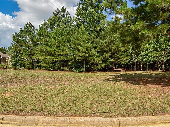 4th image of 10897 Deer Creek Dr