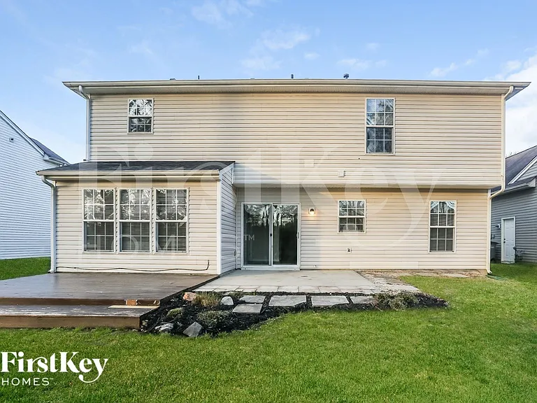 1940 Summit Ridge Ln — Photo 14