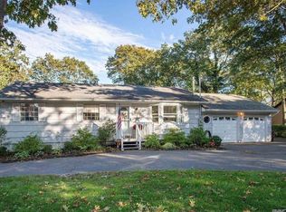 355 Wading River Rd, Manorville, NY 11949