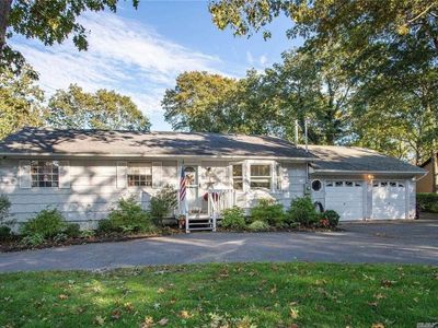 355 Wading River Rd, Manorville, NY, 11949