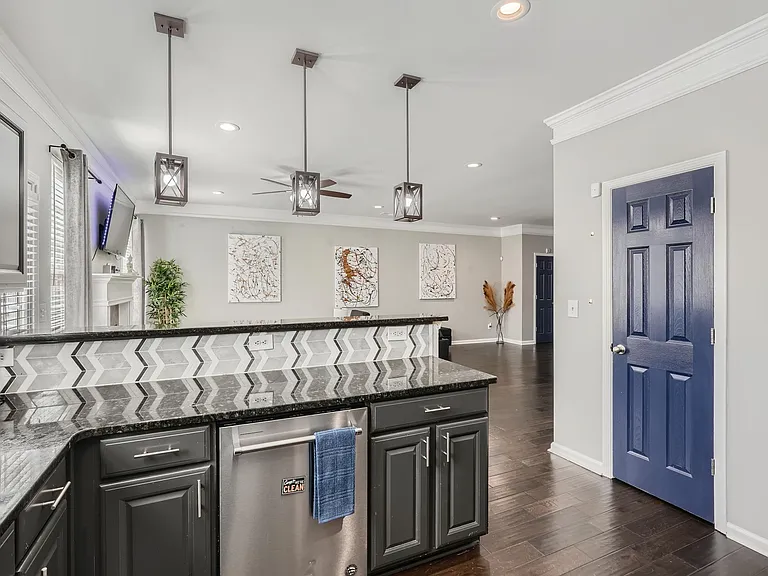 6294 Spring Knoll Ct — Photo 13