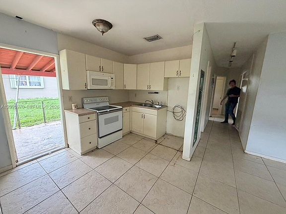3rd image of 6115 SW 2nd St