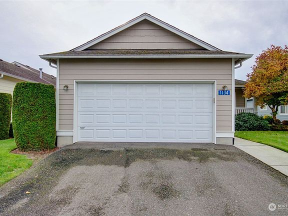 3rd image of 1134 Lopez Lane