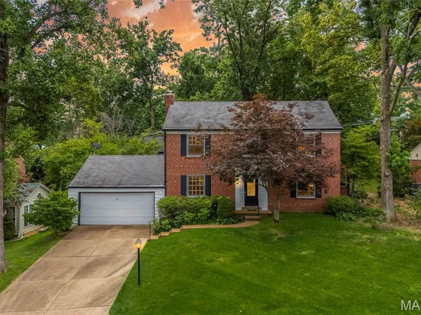16 Glenhaven Dr, Saint Louis, MO 63122