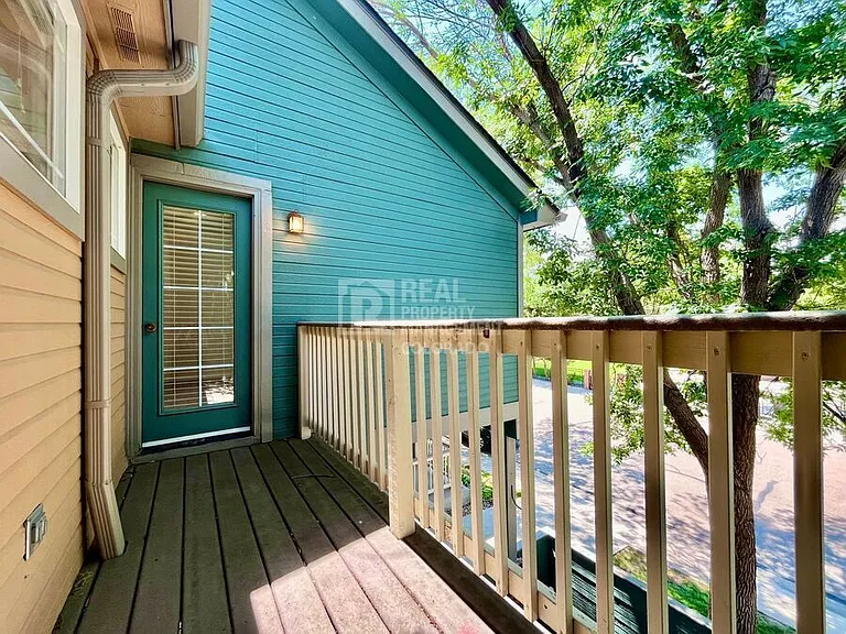 818 S Terry St #B9 — Photo 18