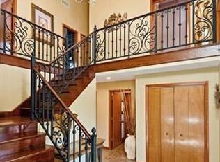 9 Grove Heights Dr, Worcester, MA 01605