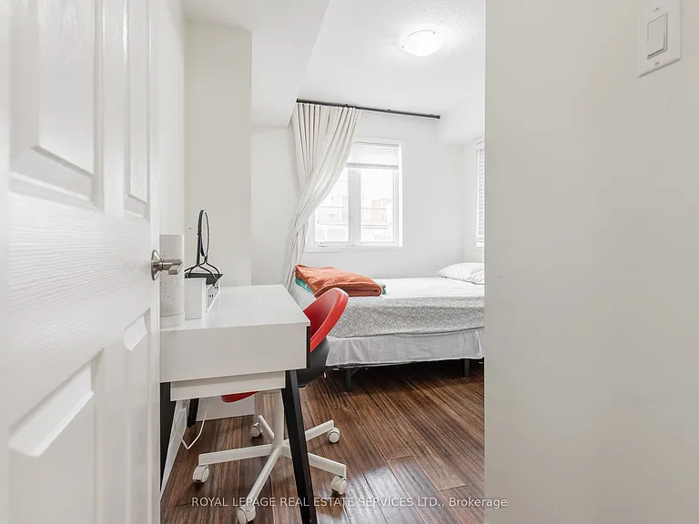 4975 Southampton Dr #272 — Photo 22