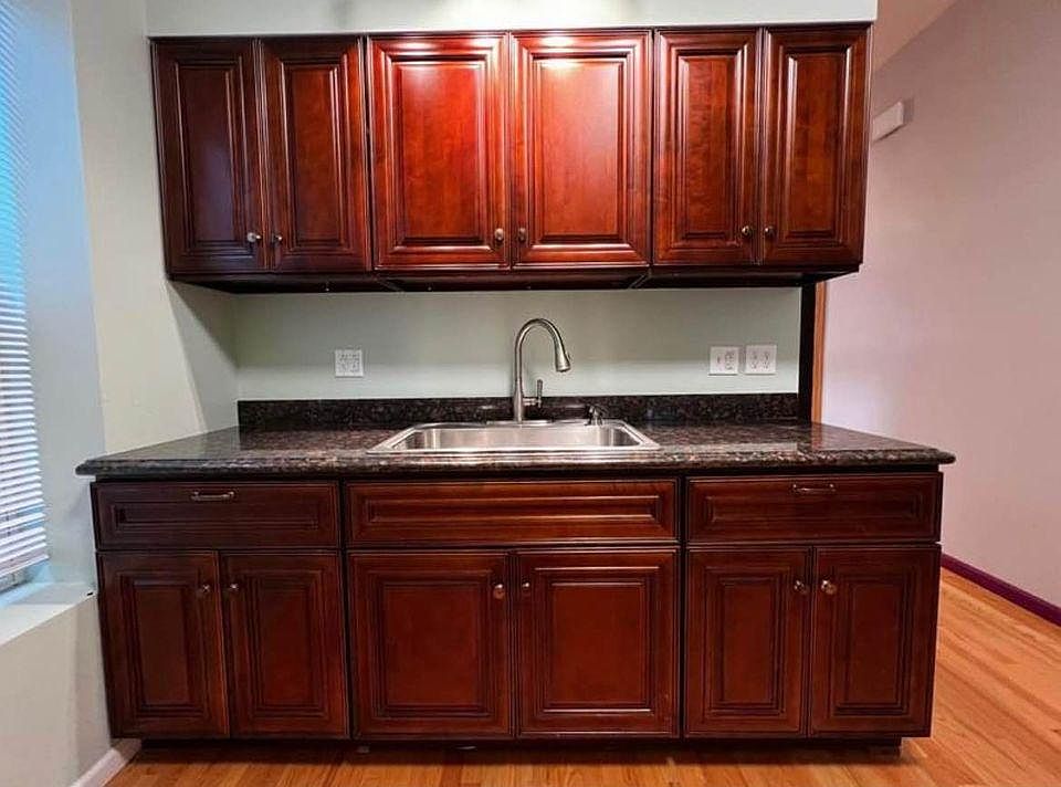 1st image of 3633 S Hamilton Ave Unit 1