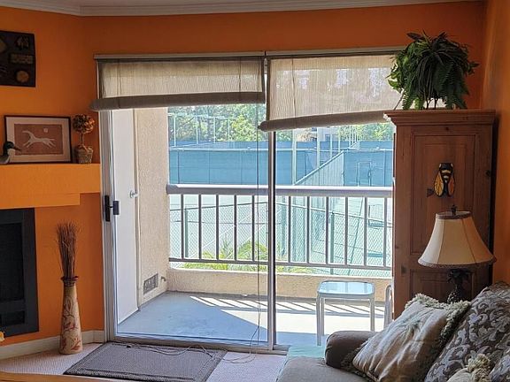 4th image of 5565 Canoga Ave APT 209