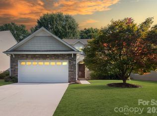 11012 Sedgemoor Ln, Charlotte, NC 28277