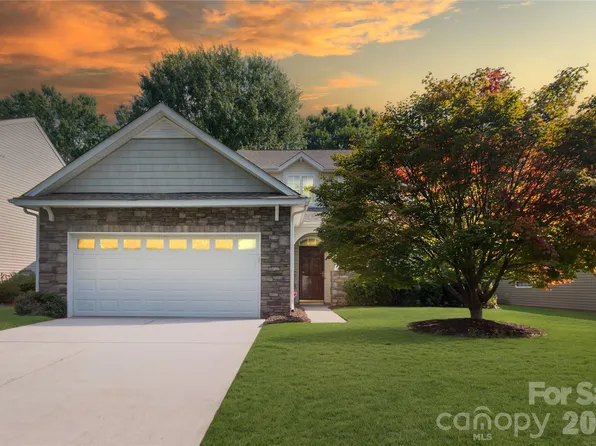 11012 Sedgemoor Ln, Charlotte, NC 28277
