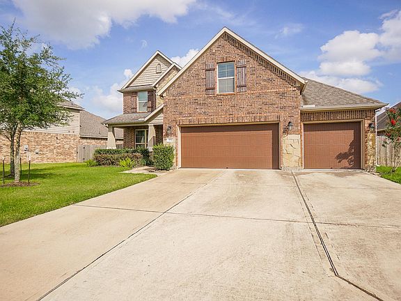 3rd image of 9506 Bonbrook Bend Ln