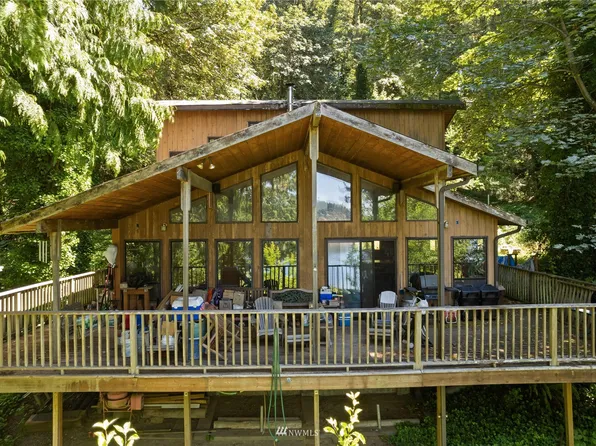 616 214th Ave SW, Lakebay, WA 98349