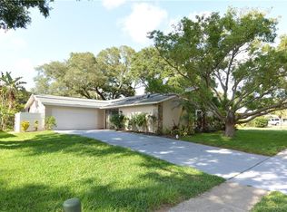 2011 Forest View Dr, Palm Harbor, FL 34683
