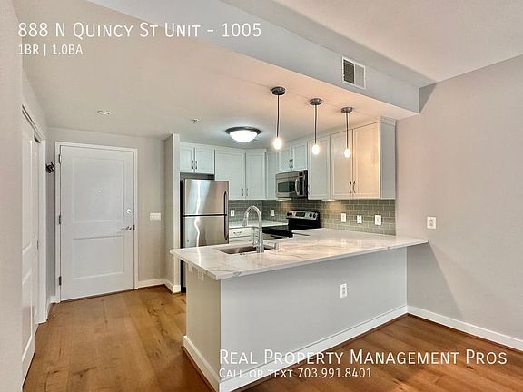 2nd image of 888 N Quincy St Unit 1005