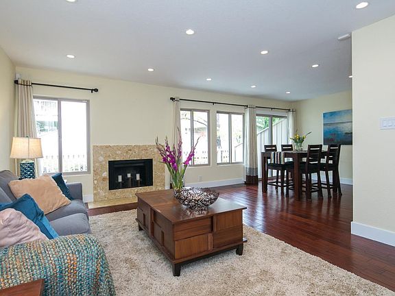 5th image of 33 Southridge Ct