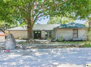3521 Columbia Dr, Cibolo, TX 78108